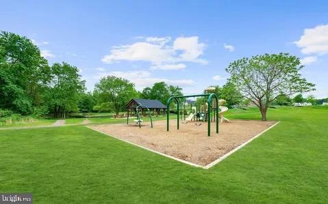 PONDVIEW - Residential