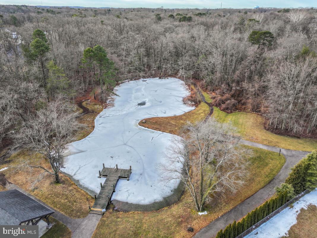 PONDVIEW - Residential