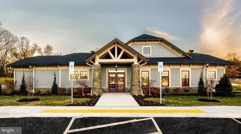 PONDVIEW - Residential