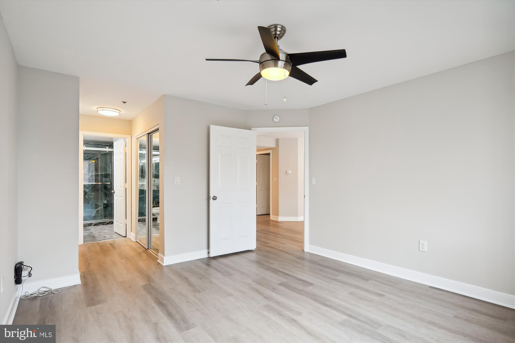 WINDSOR PLAZA - Residential Lease