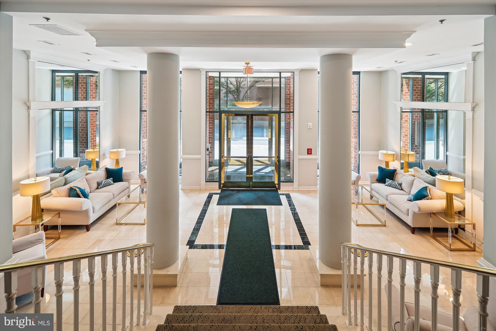WINDSOR PLAZA - Residential Lease