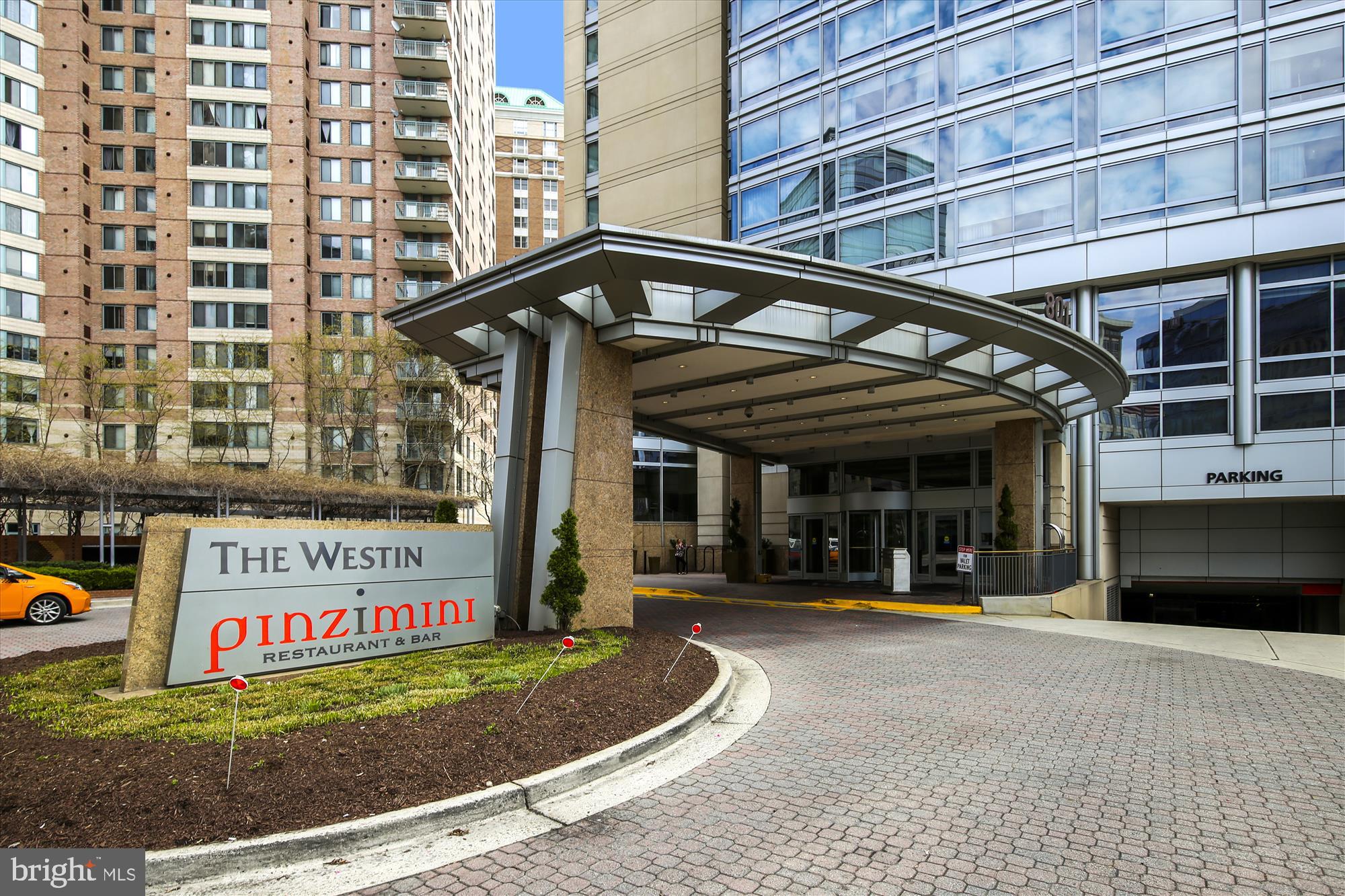 WINDSOR PLAZA - Residential Lease