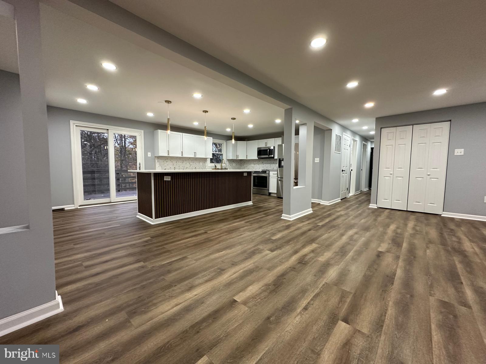 BULL RUN MOUNTAIN ESTATE - Residential