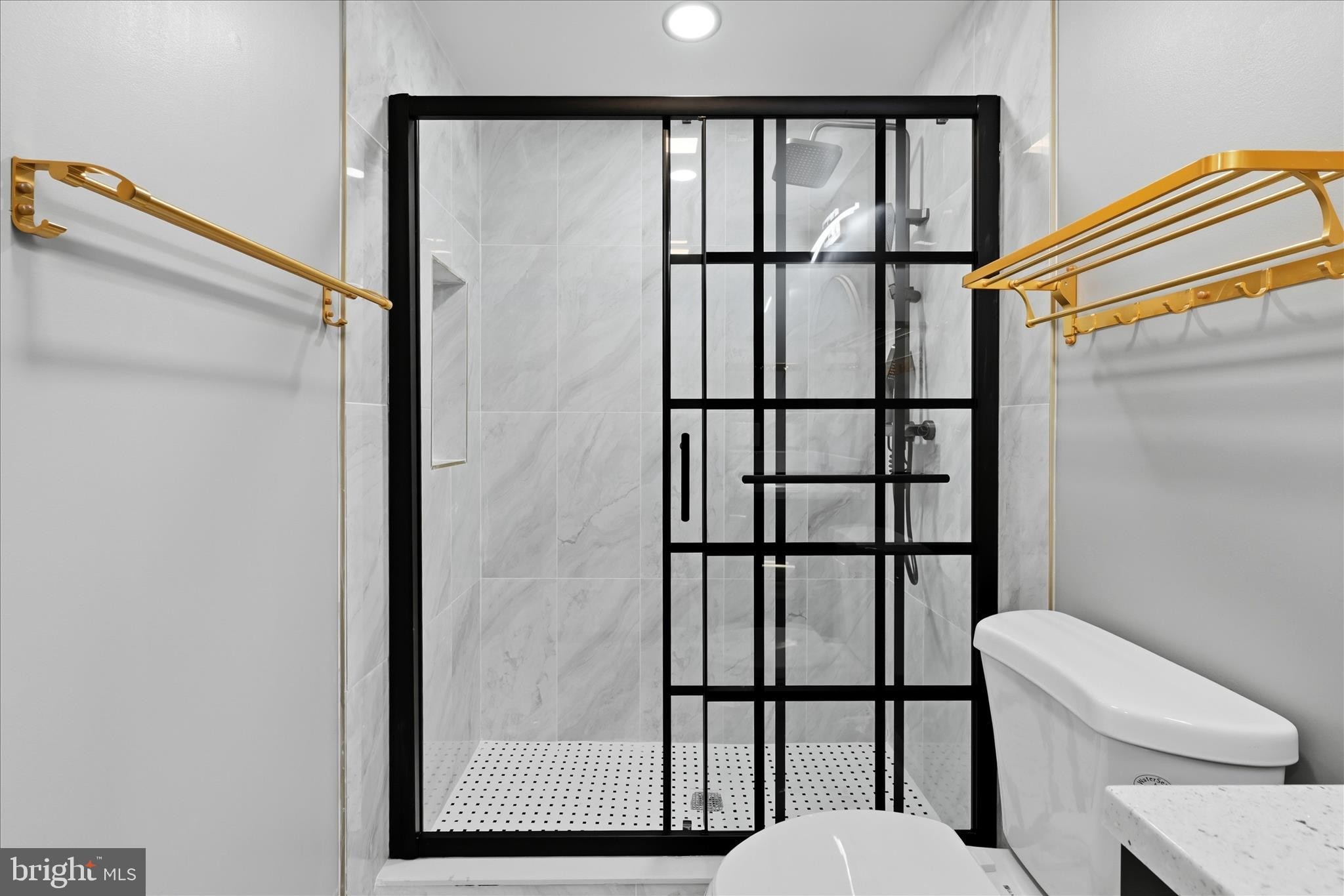 BULL RUN MOUNTAIN ESTATE - Residential