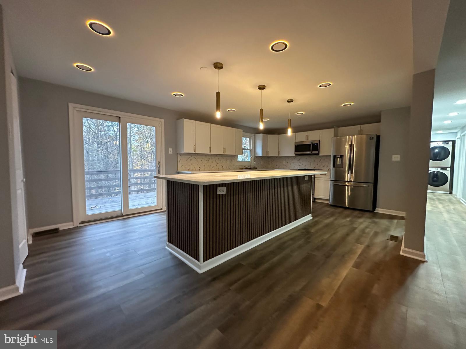 BULL RUN MOUNTAIN ESTATE - Residential