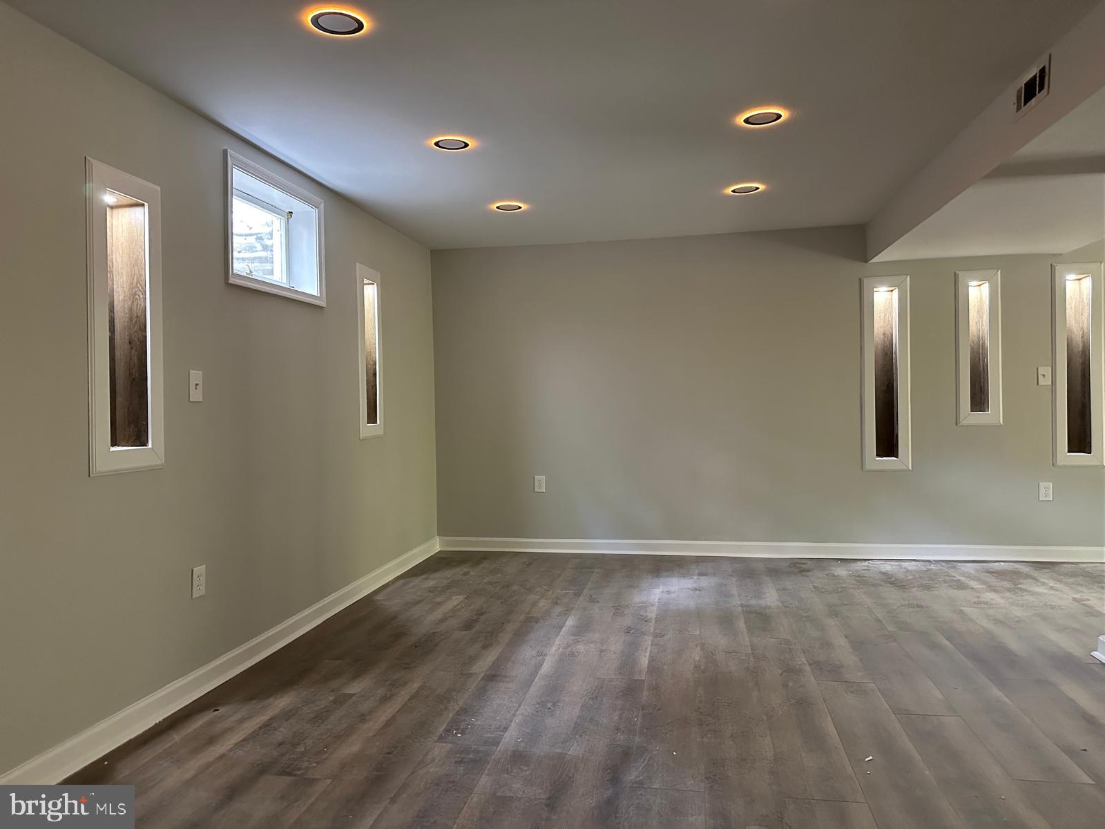 1411 MERCER ROAD