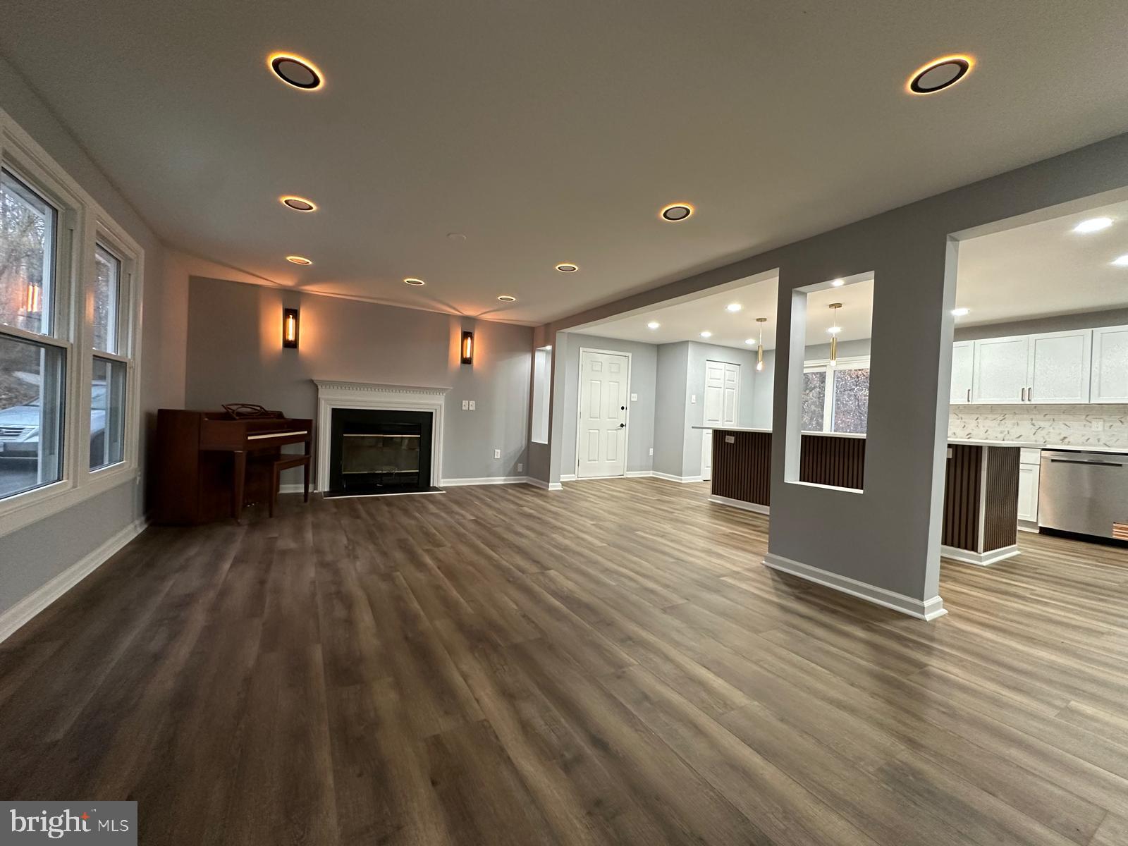 BULL RUN MOUNTAIN ESTATE - Residential