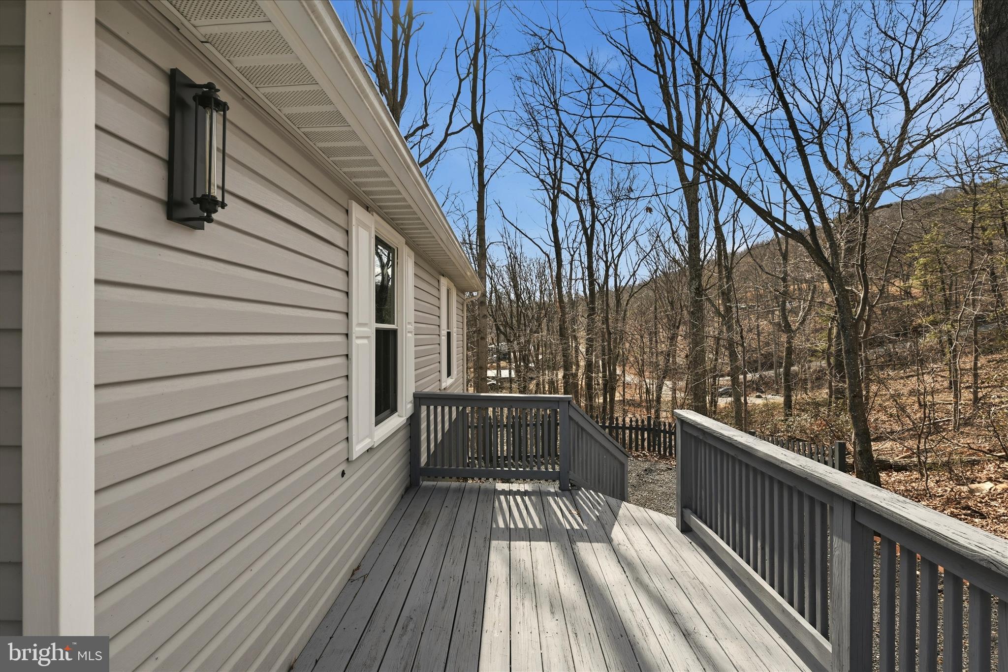 BULL RUN MOUNTAIN ESTATE - Residential