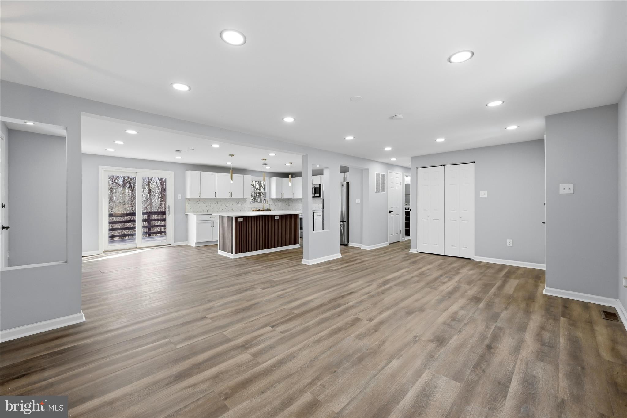 BULL RUN MOUNTAIN ESTATE - Residential