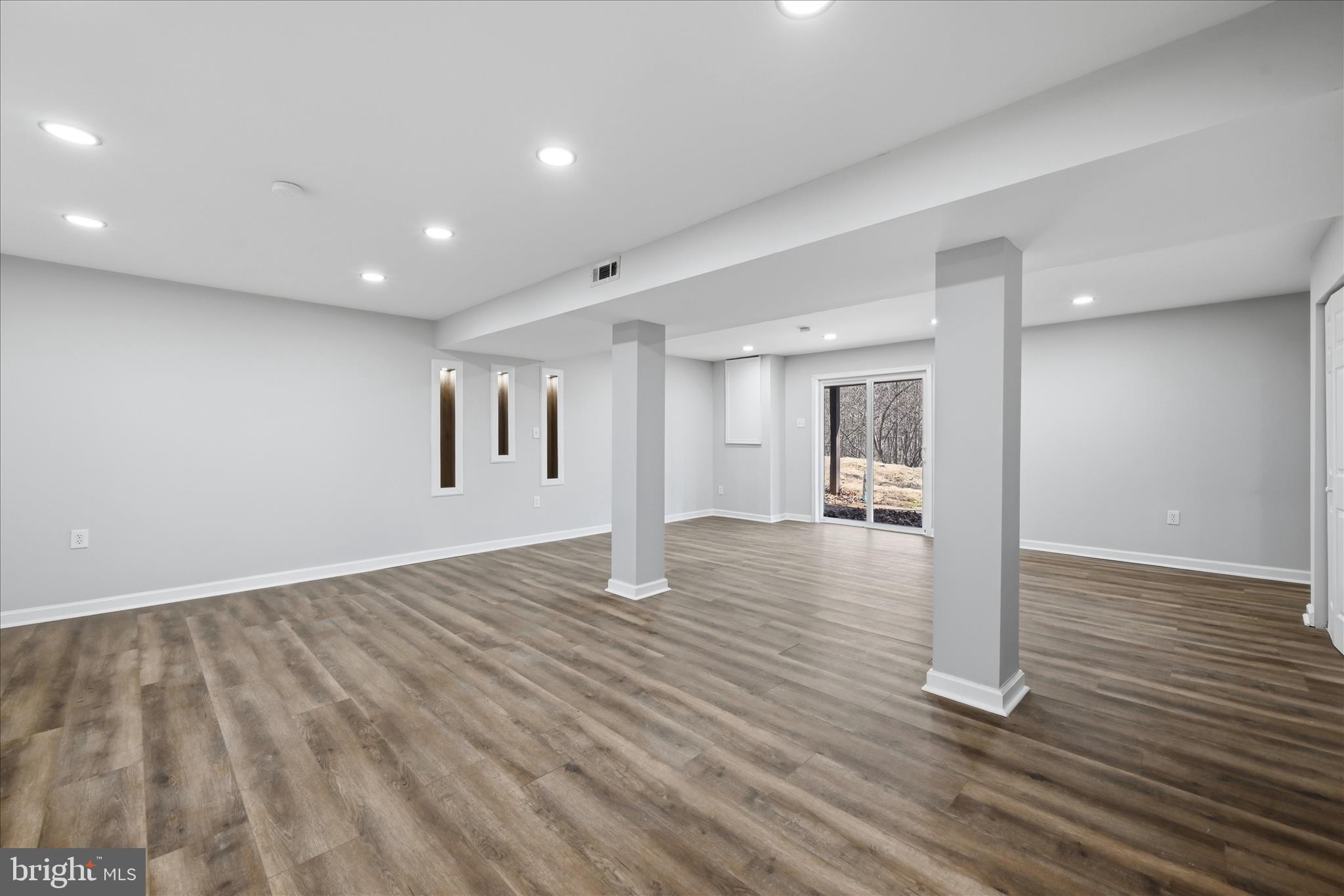 BULL RUN MOUNTAIN ESTATE - Residential