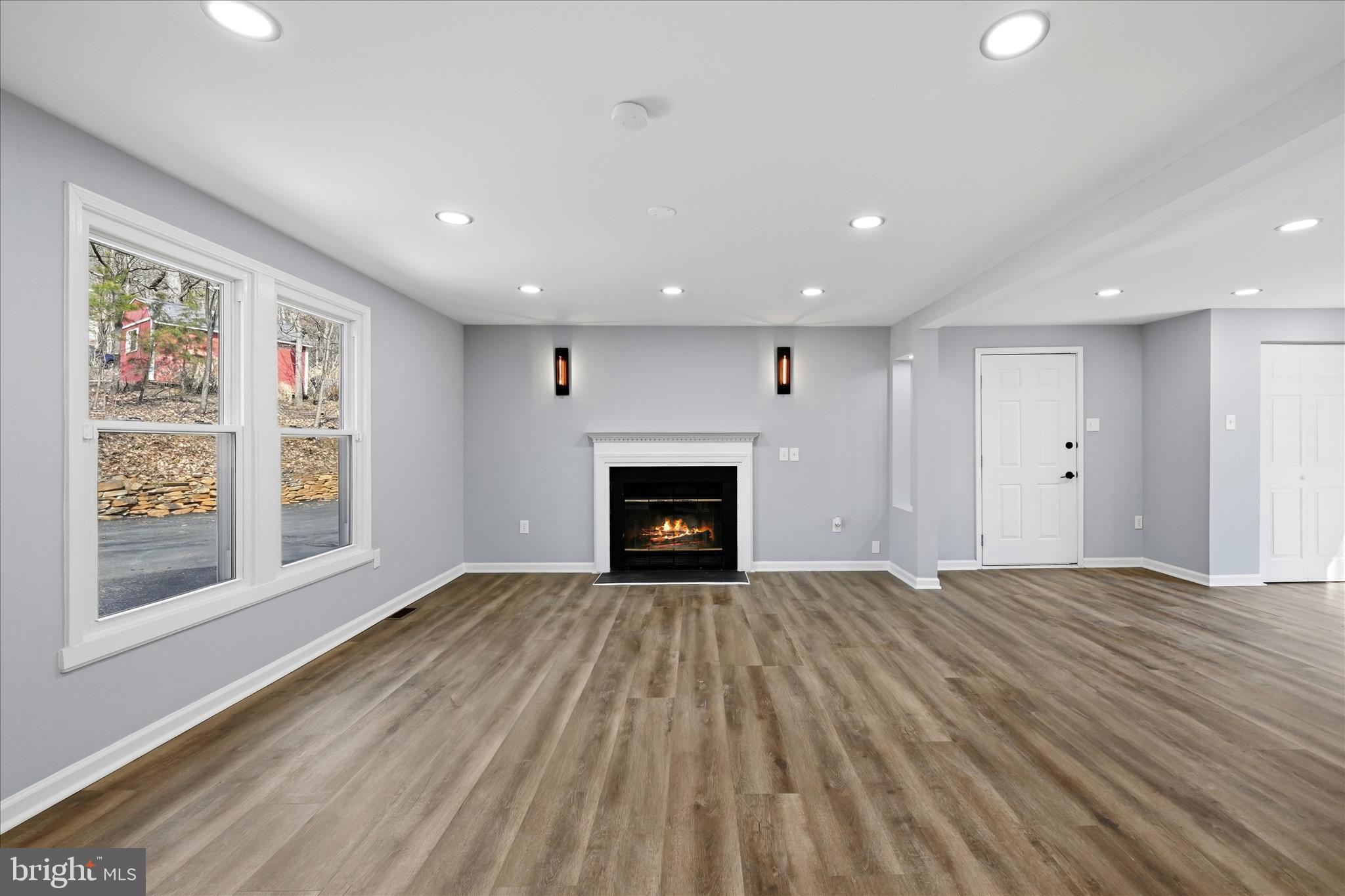 BULL RUN MOUNTAIN ESTATE - Residential