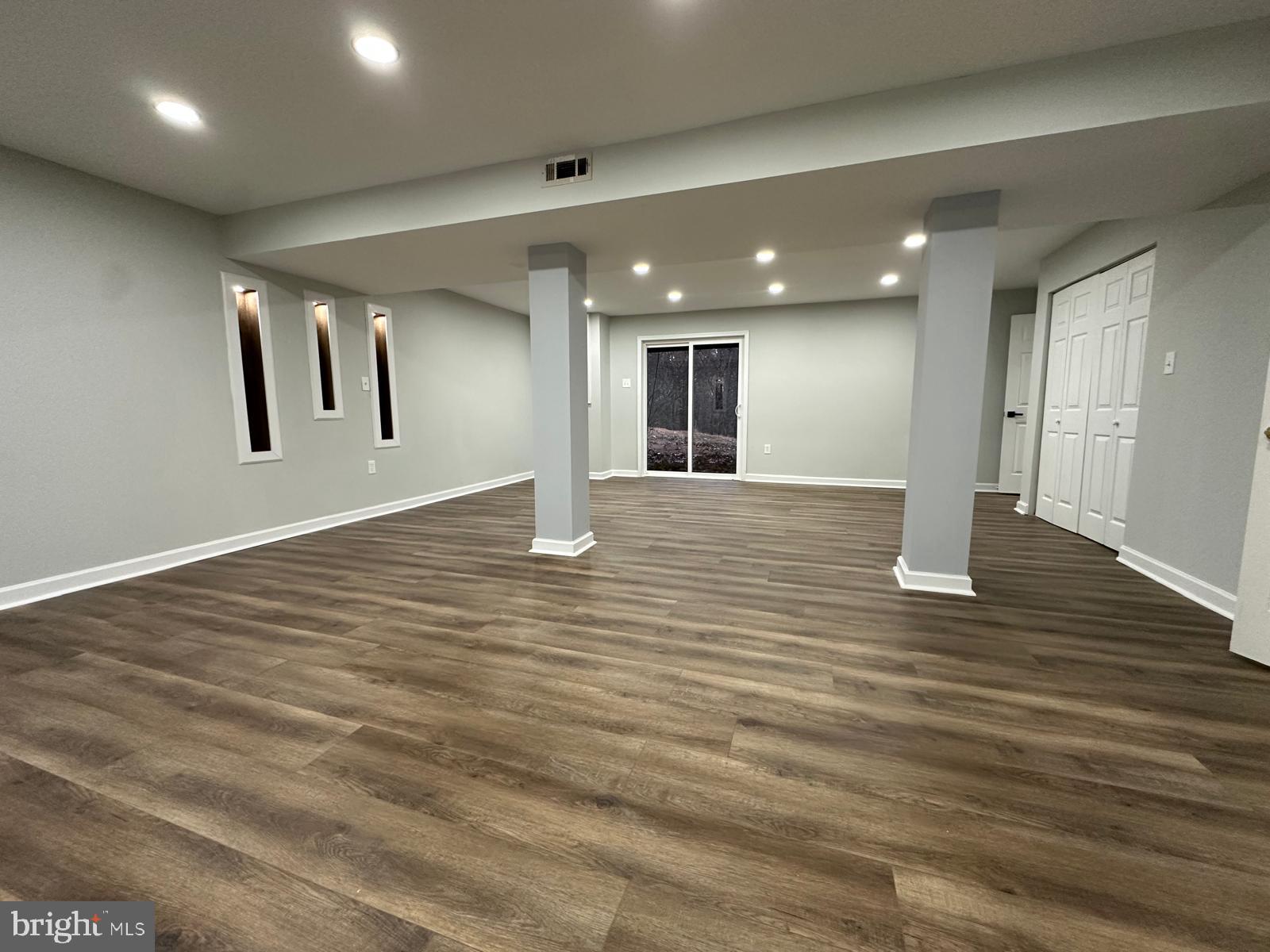 BULL RUN MOUNTAIN ESTATE - Residential