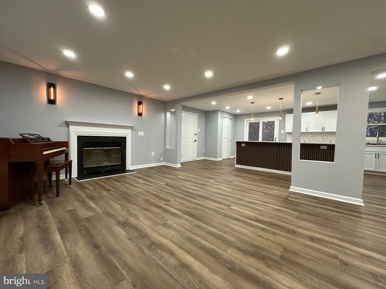 BULL RUN MOUNTAIN ESTATE - Residential