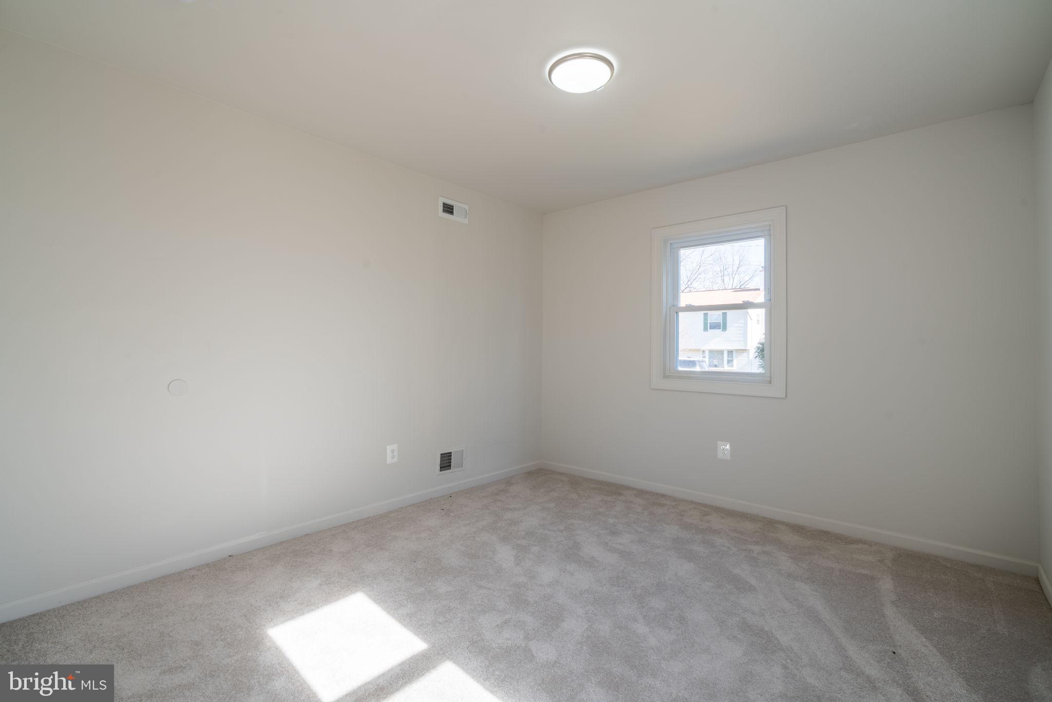 MANASSAS PARK - Residential