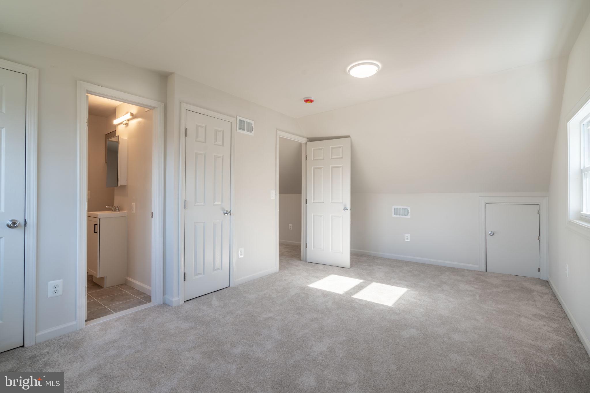 MANASSAS PARK - Residential