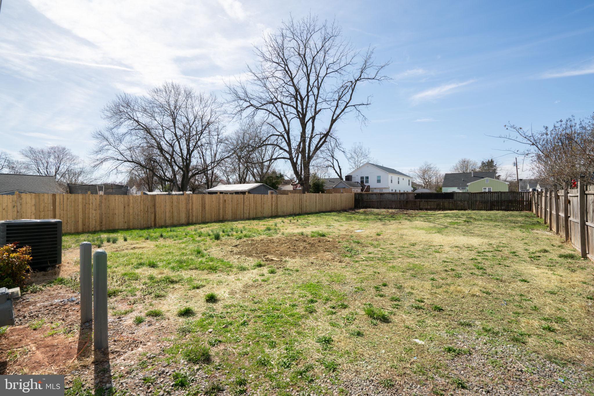 MANASSAS PARK - Residential