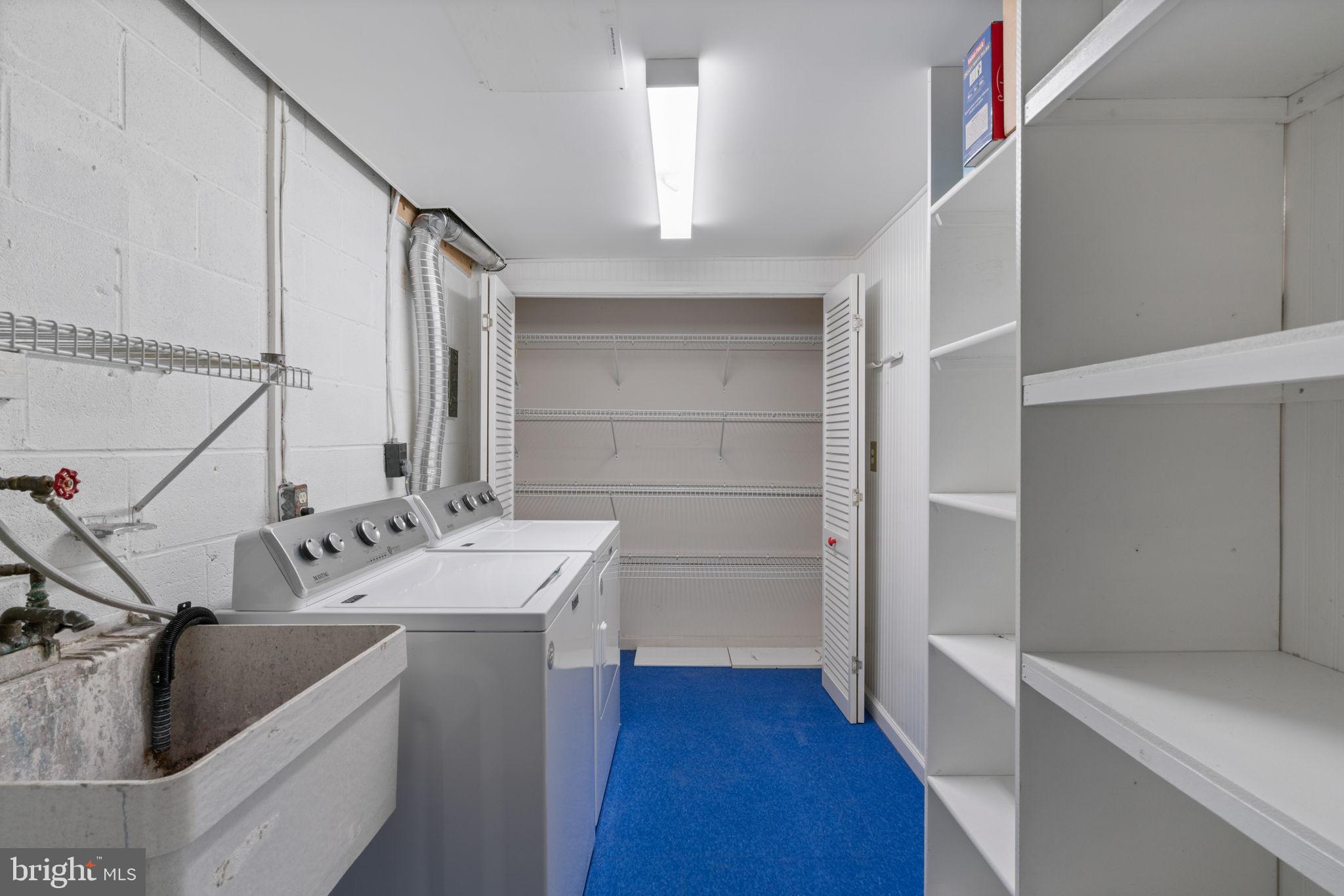 DEEPWOOD - Residential