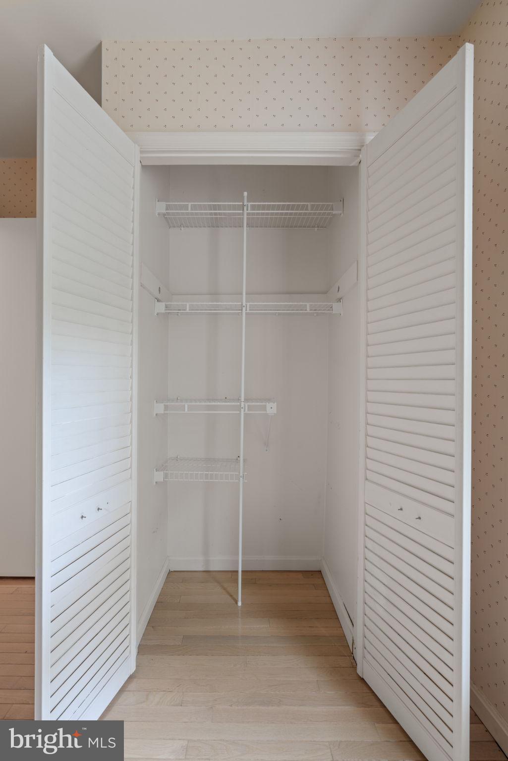 DEEPWOOD - Residential