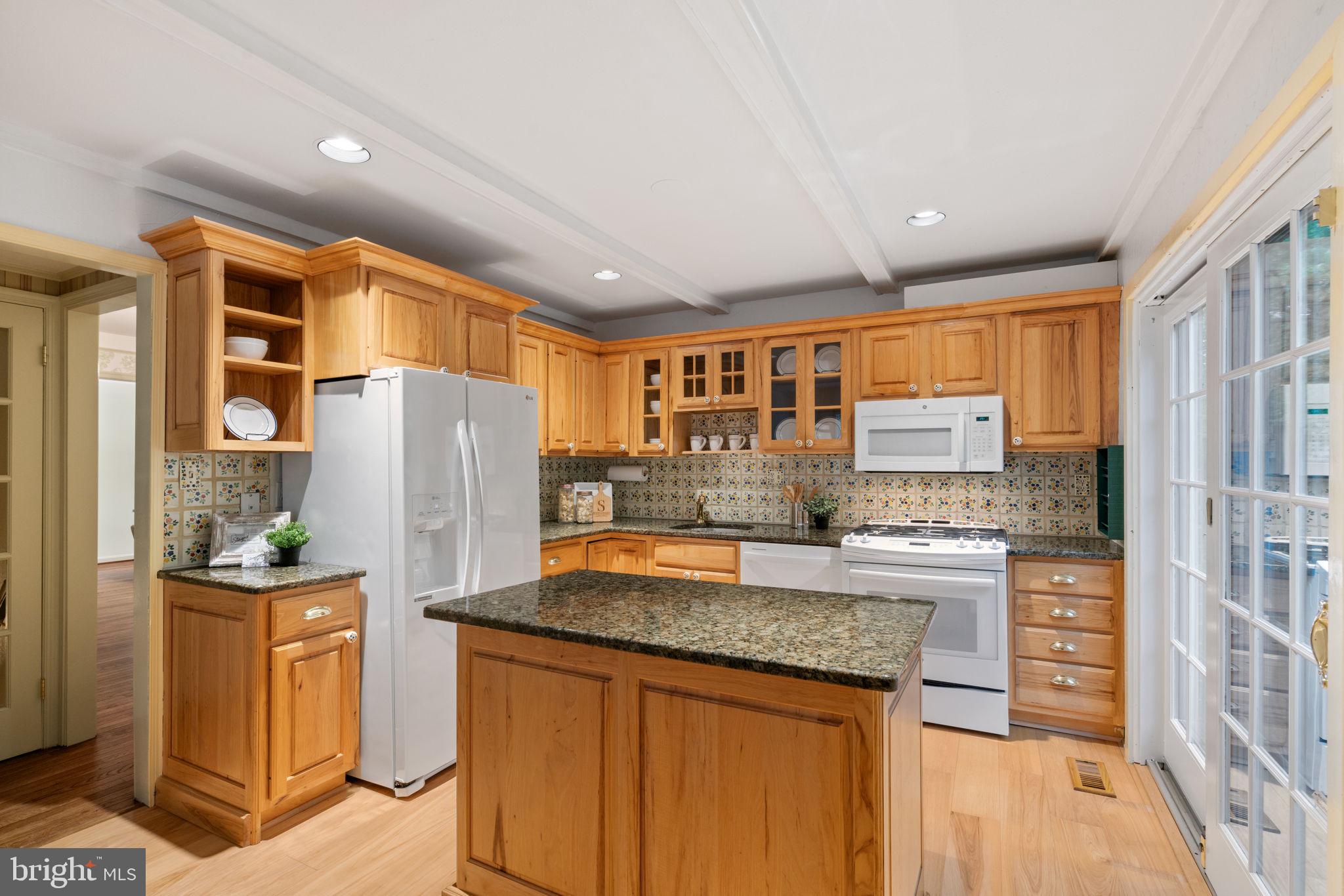 DEEPWOOD - Residential