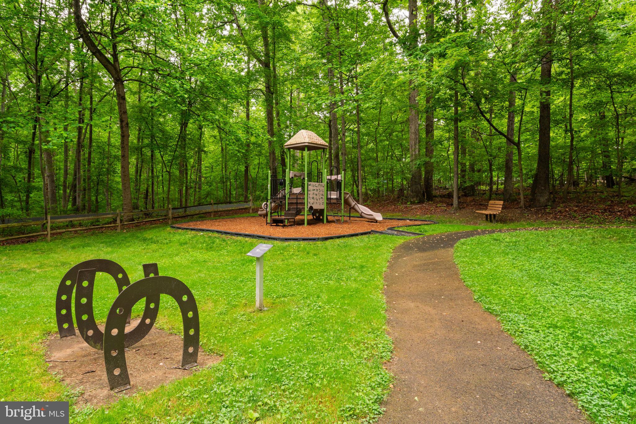 DEEPWOOD - Residential