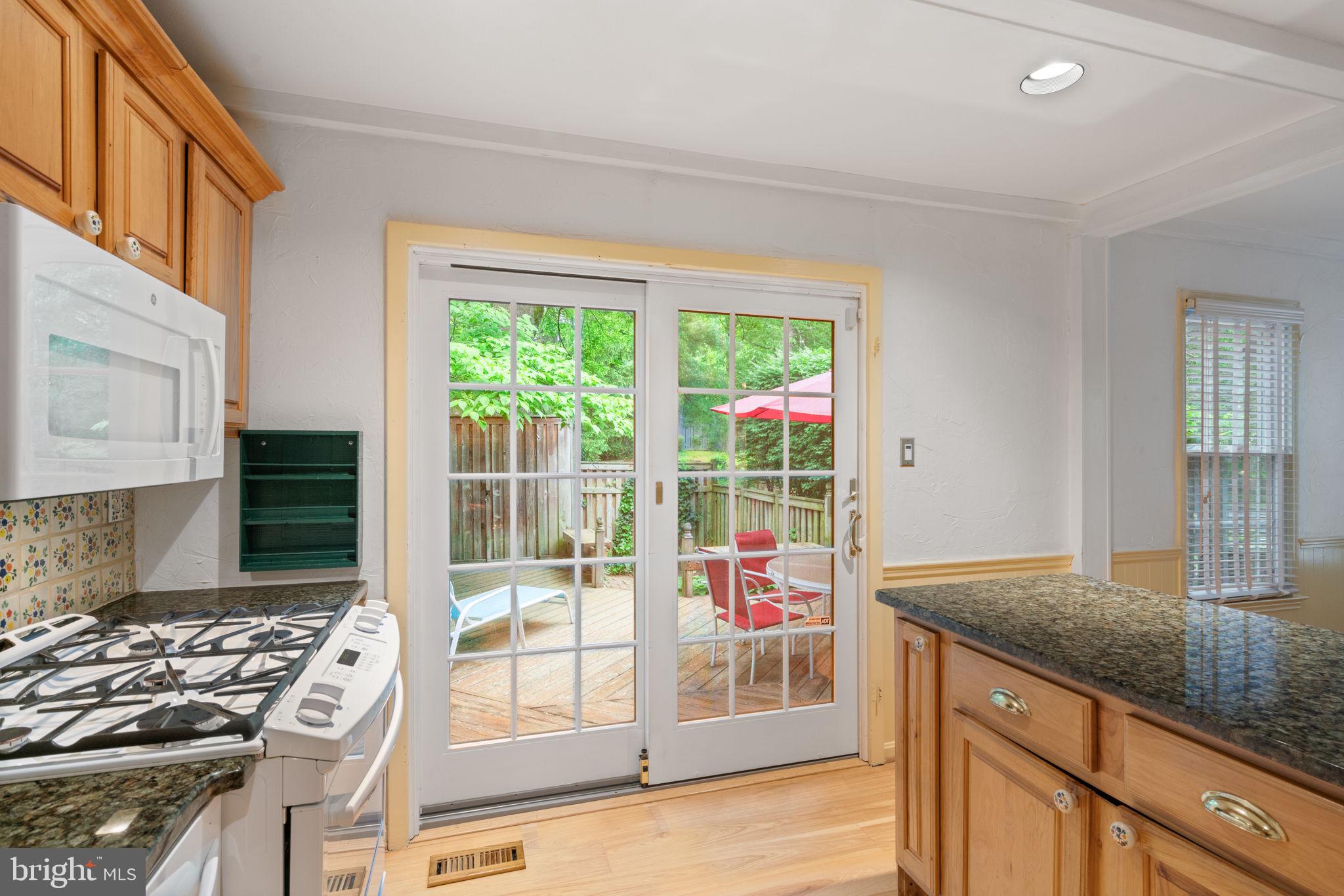 DEEPWOOD - Residential