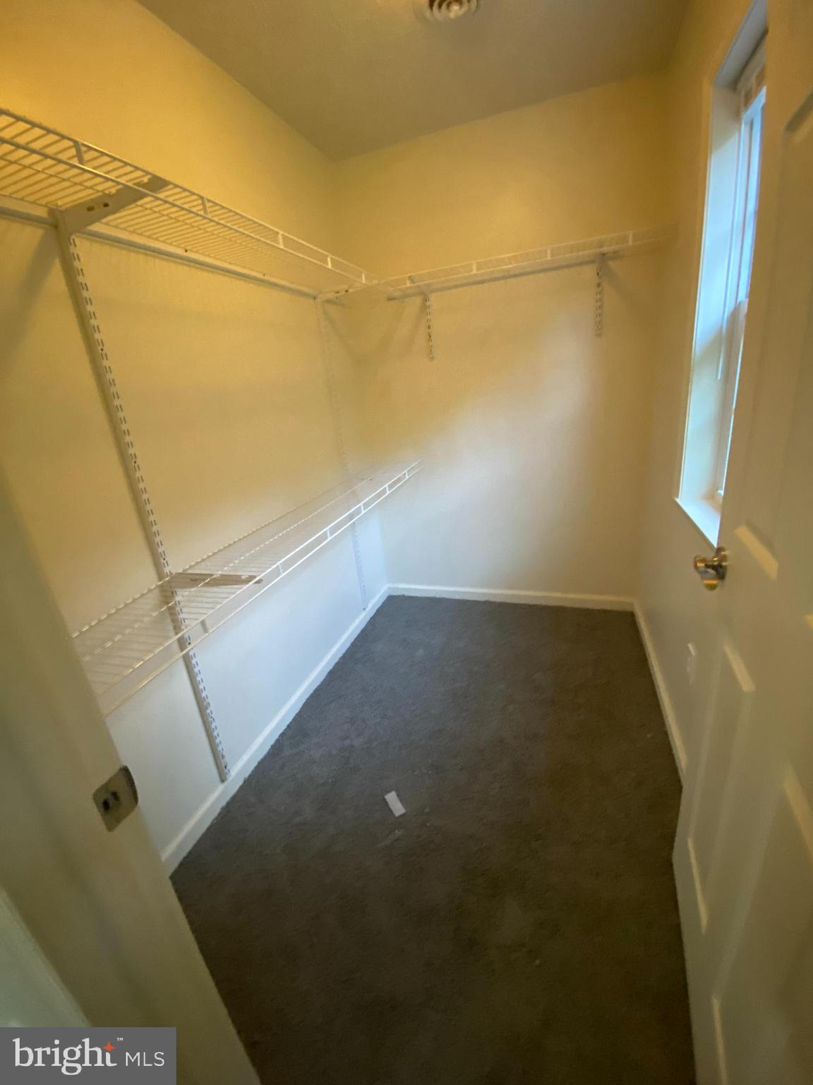 STONY RUN - Residential Lease