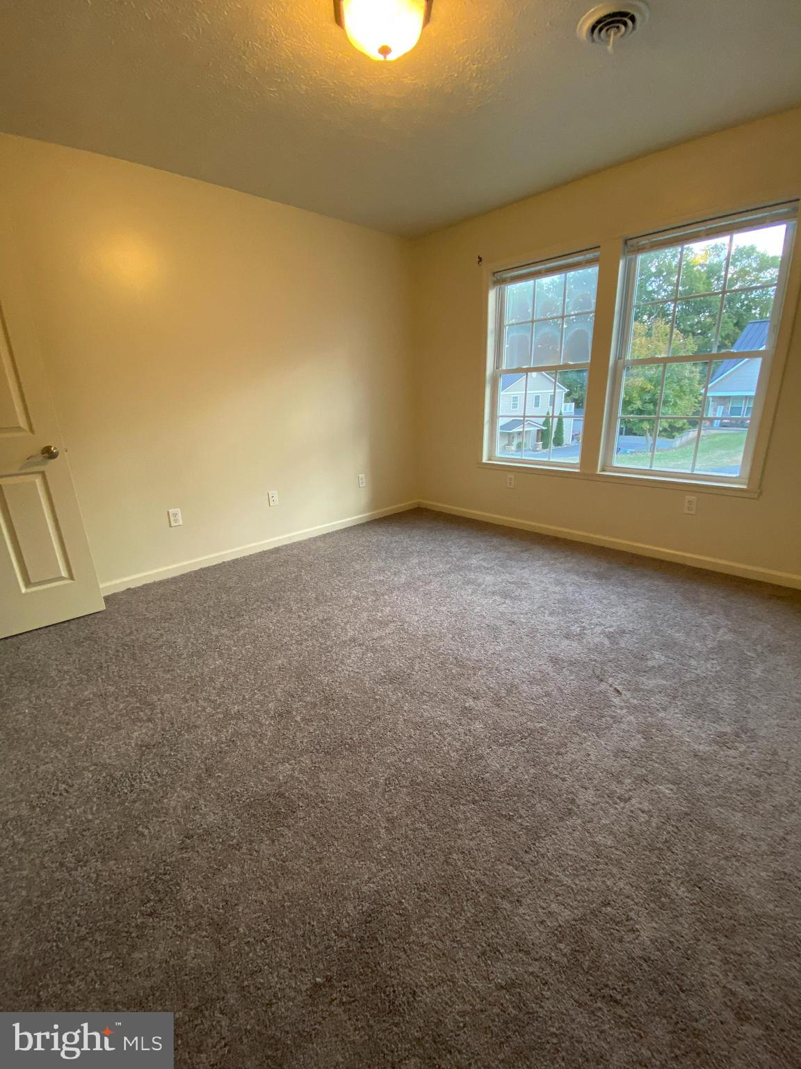 STONY RUN - Residential Lease