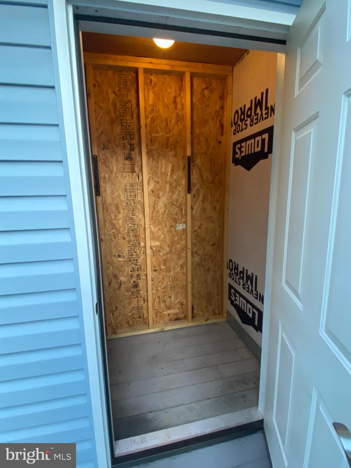 STONY RUN - Residential Lease