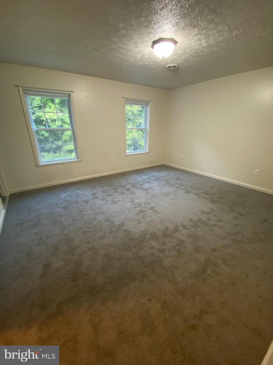 STONY RUN - Residential Lease