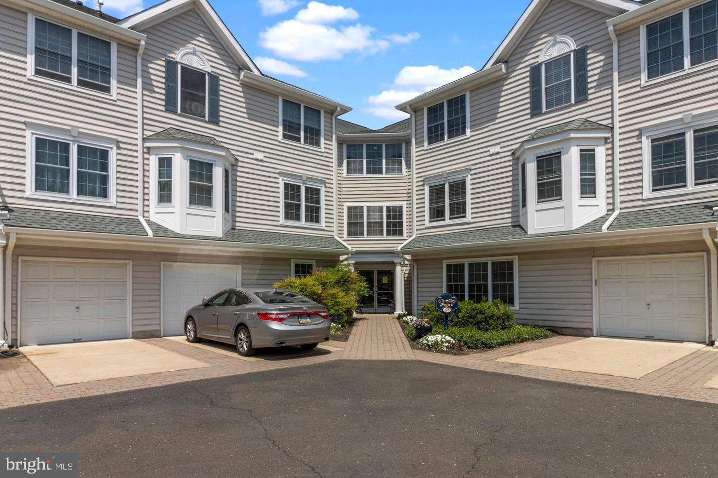 42 W COLLEGE AVENUE 319