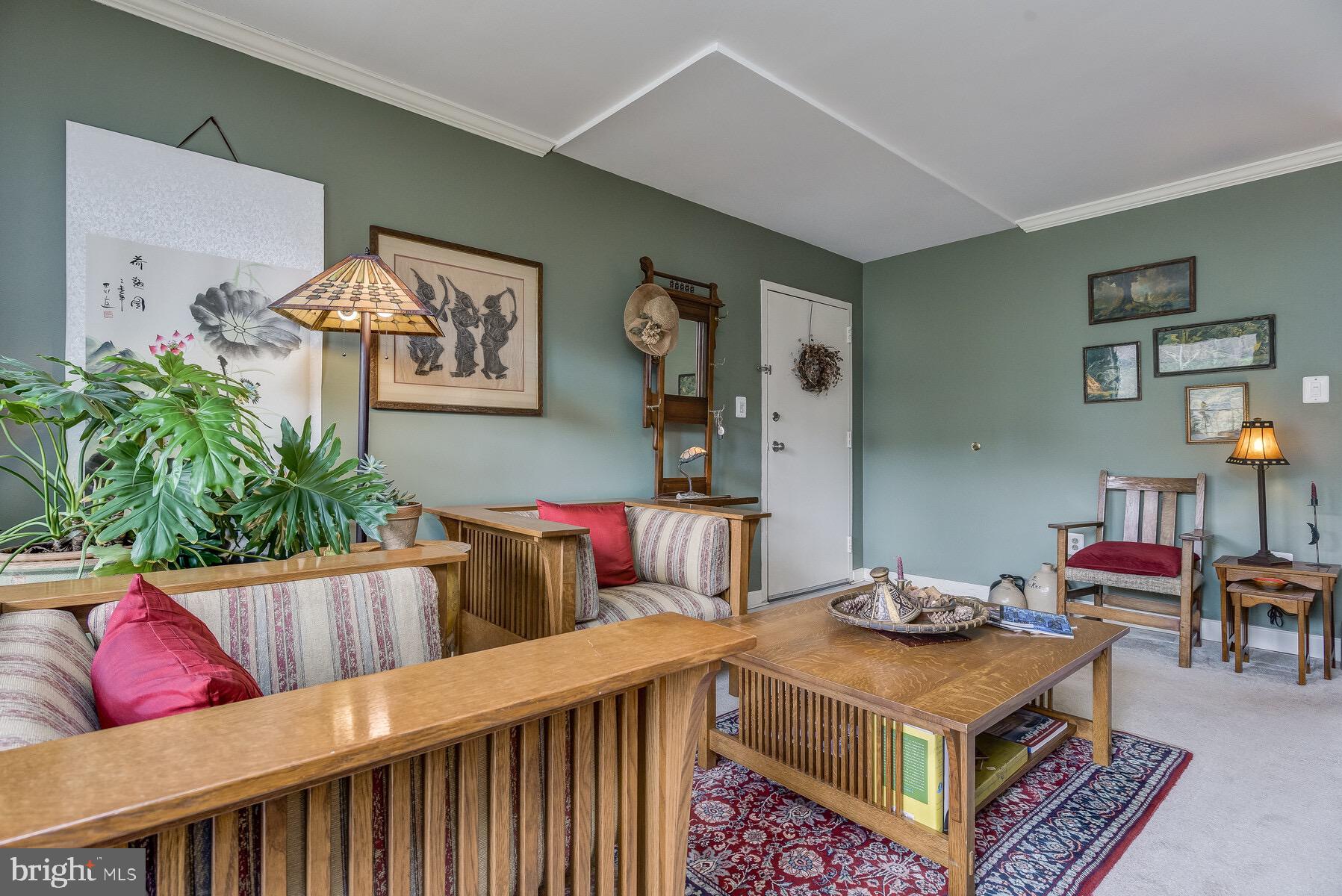 CAMELBACK - Residential