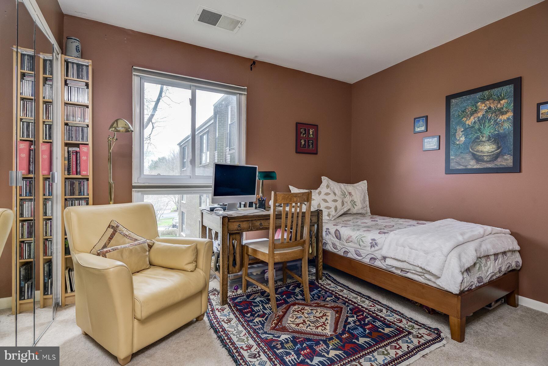 CAMELBACK - Residential