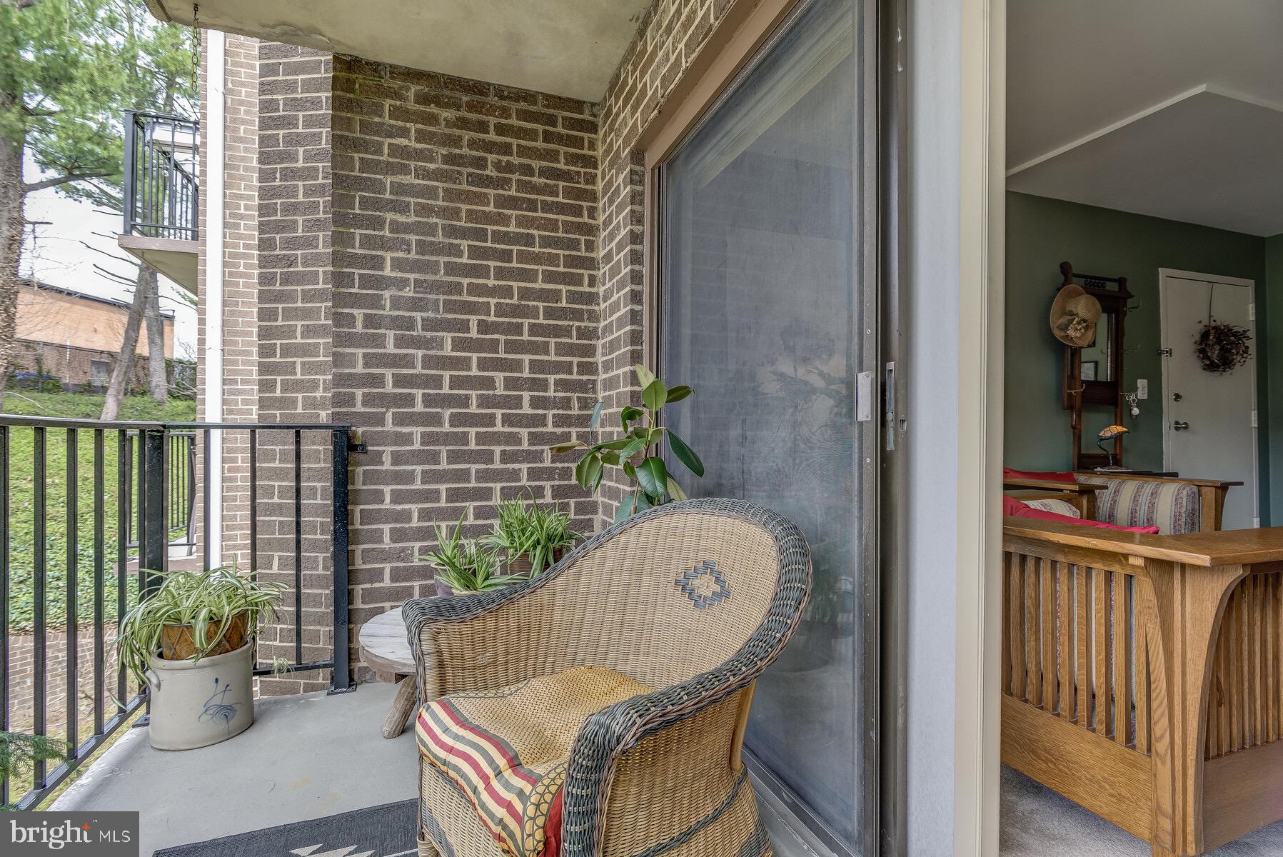 CAMELBACK - Residential