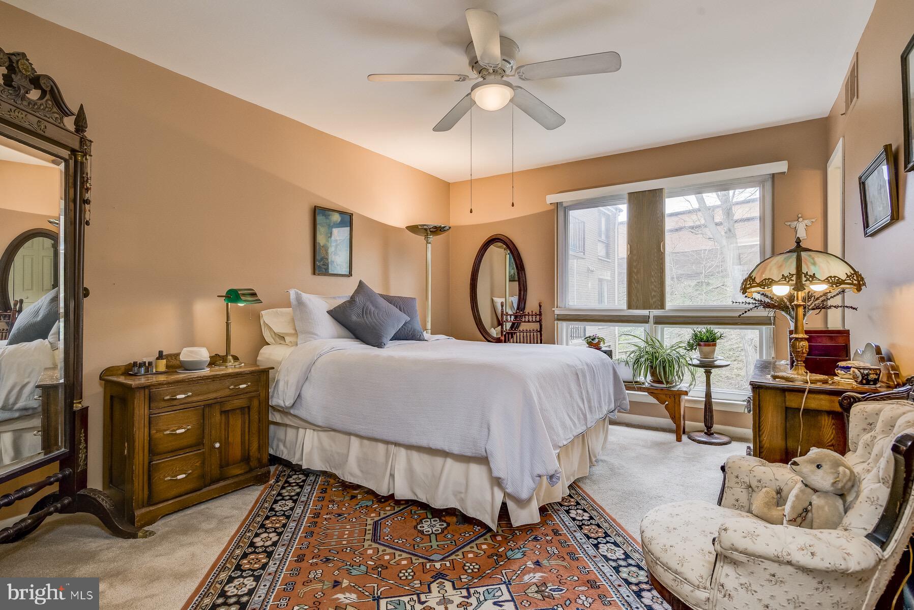 CAMELBACK - Residential