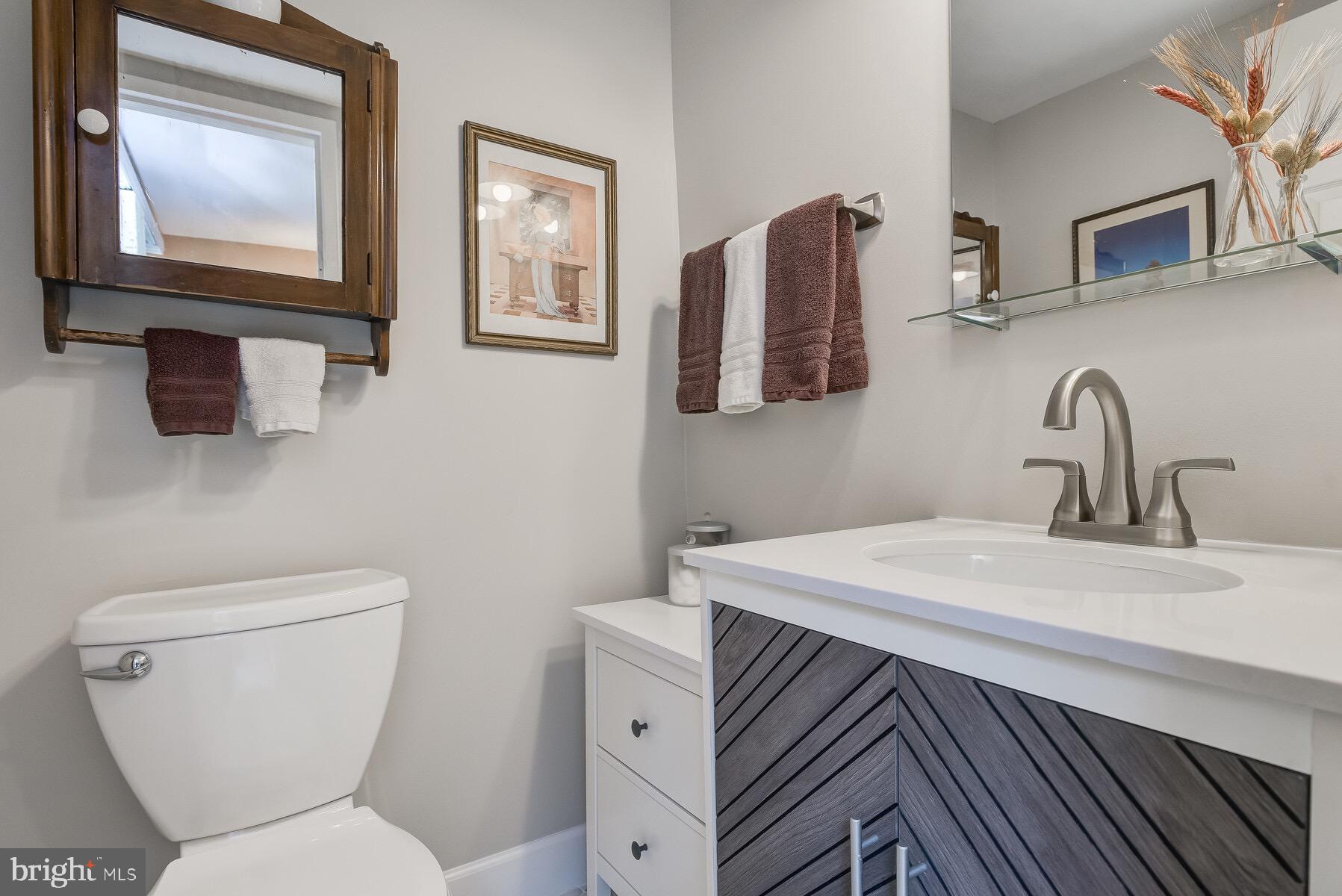 CAMELBACK - Residential