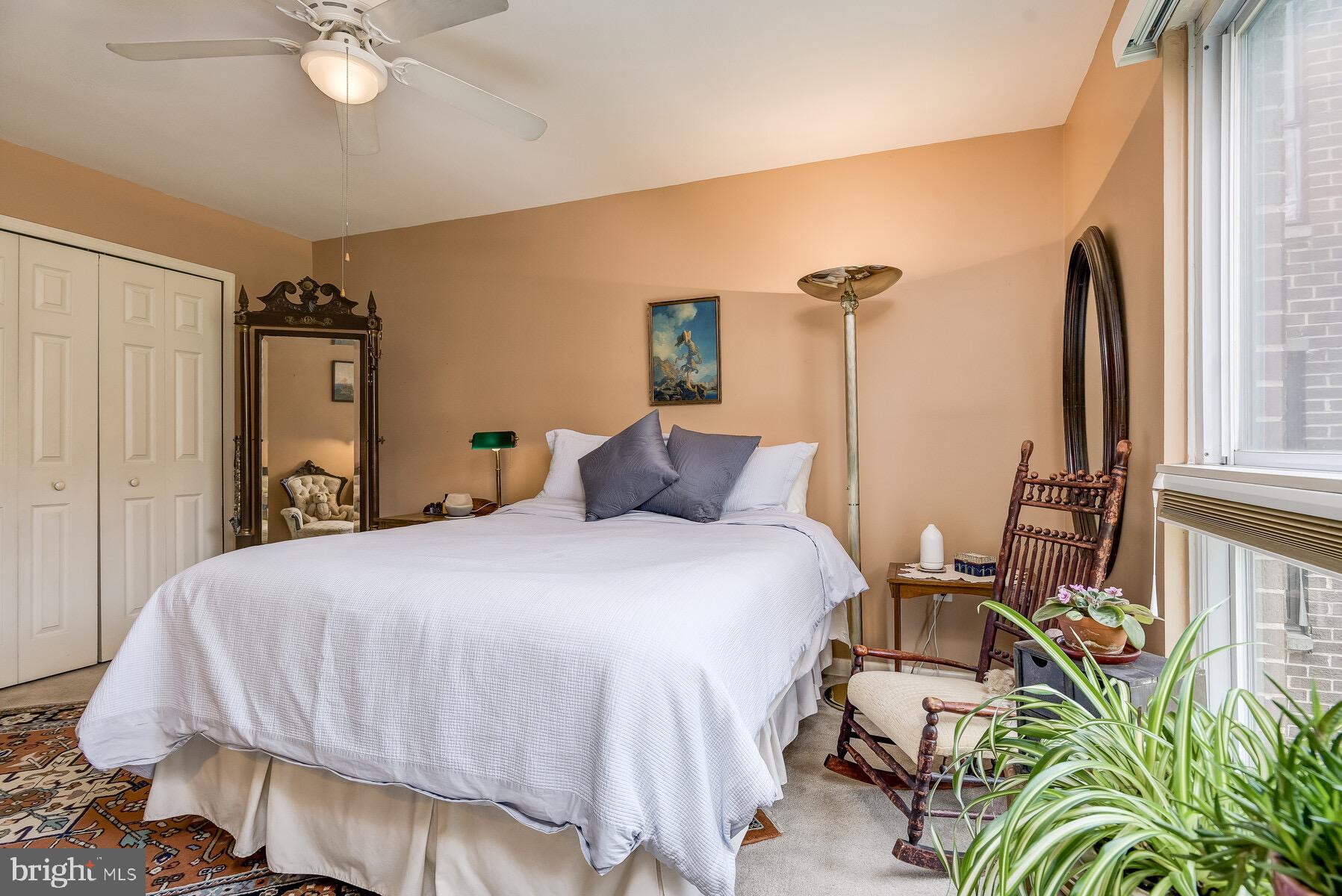 CAMELBACK - Residential