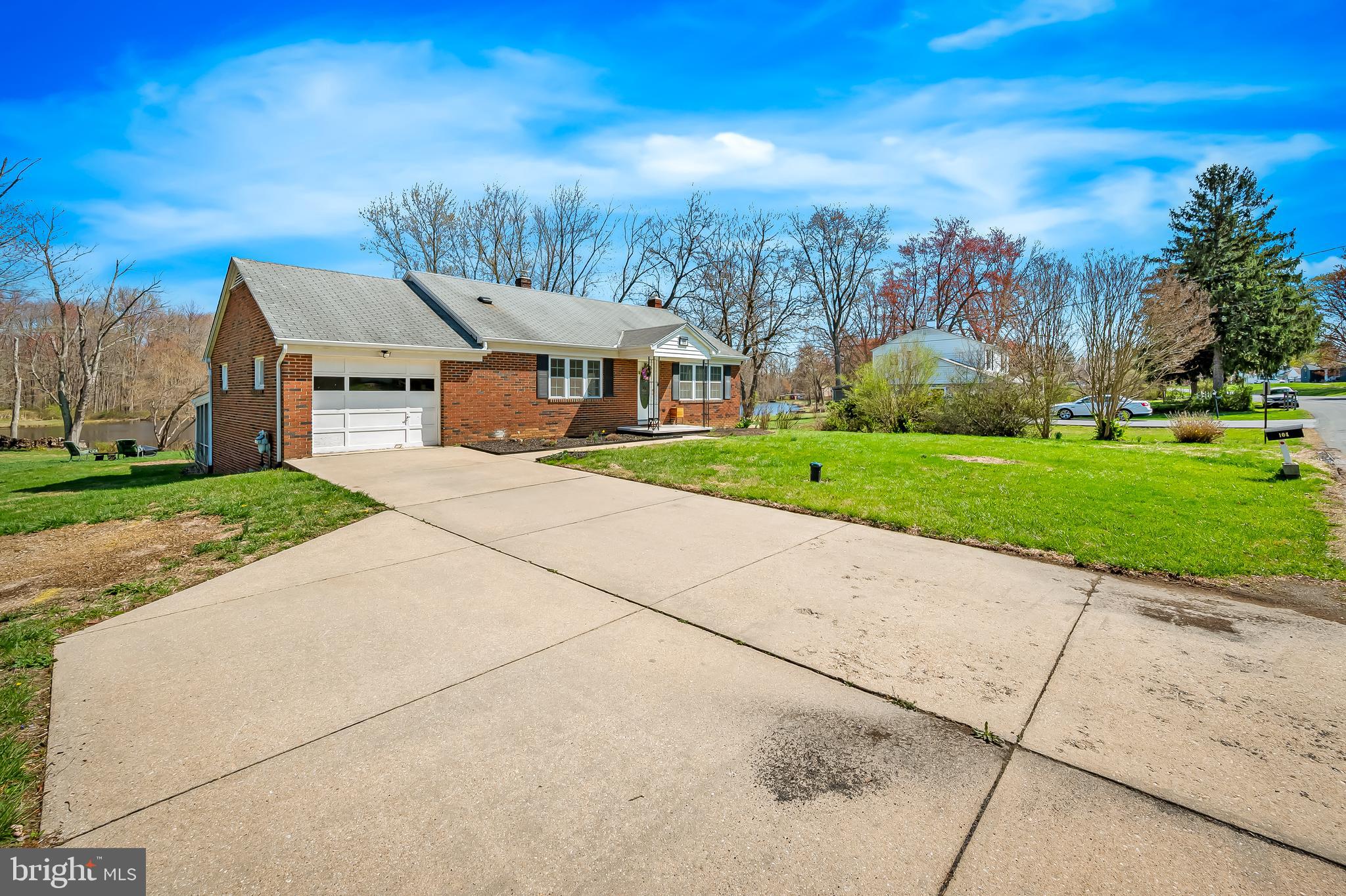 WEBSTER VILLAGE - Residential