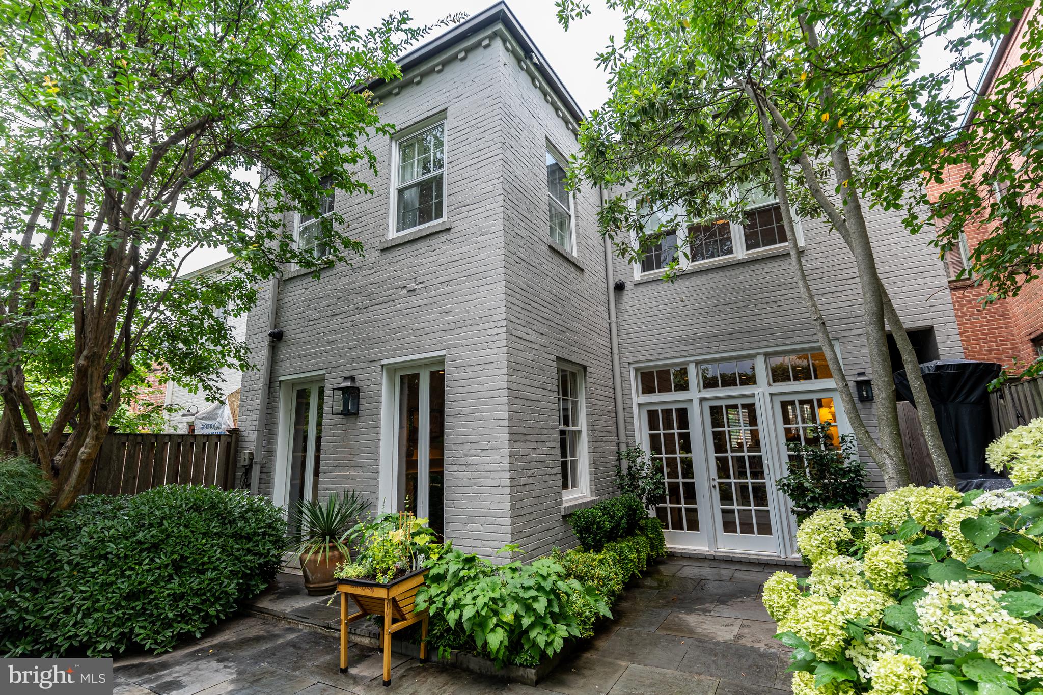 GEORGETOWN - Residential