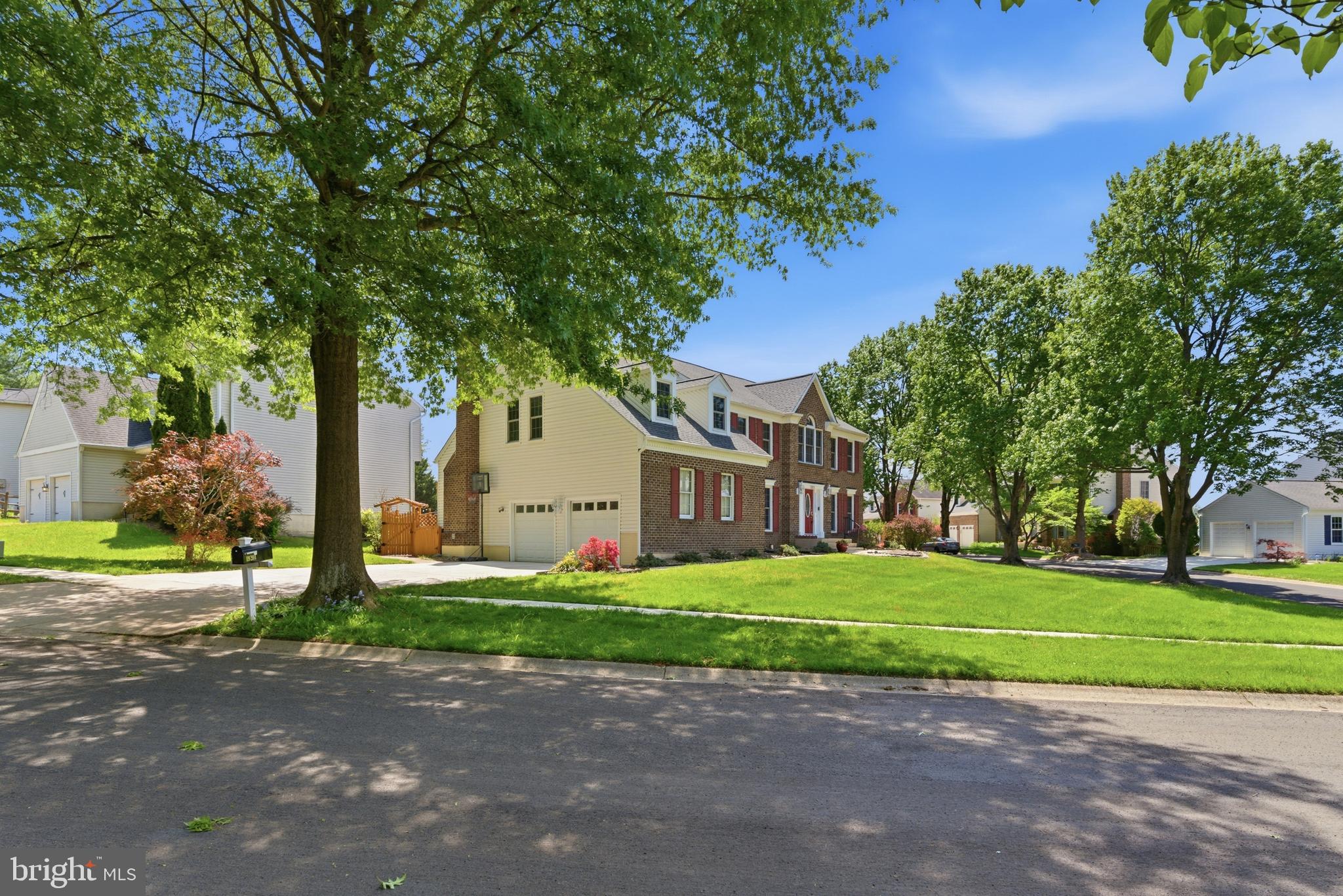 GUNNERS LAKE VILLAGE - Residential