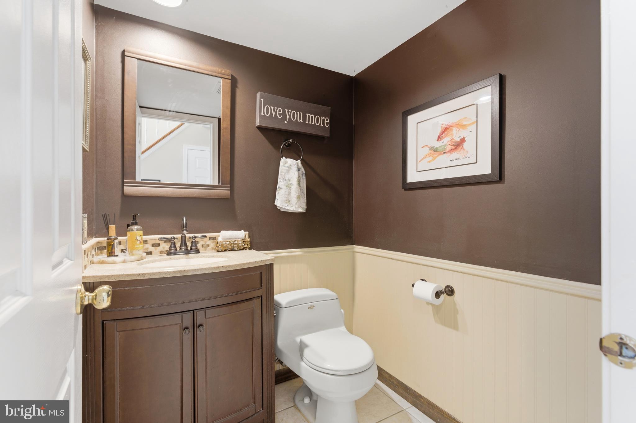 GUNNERS LAKE VILLAGE - Residential