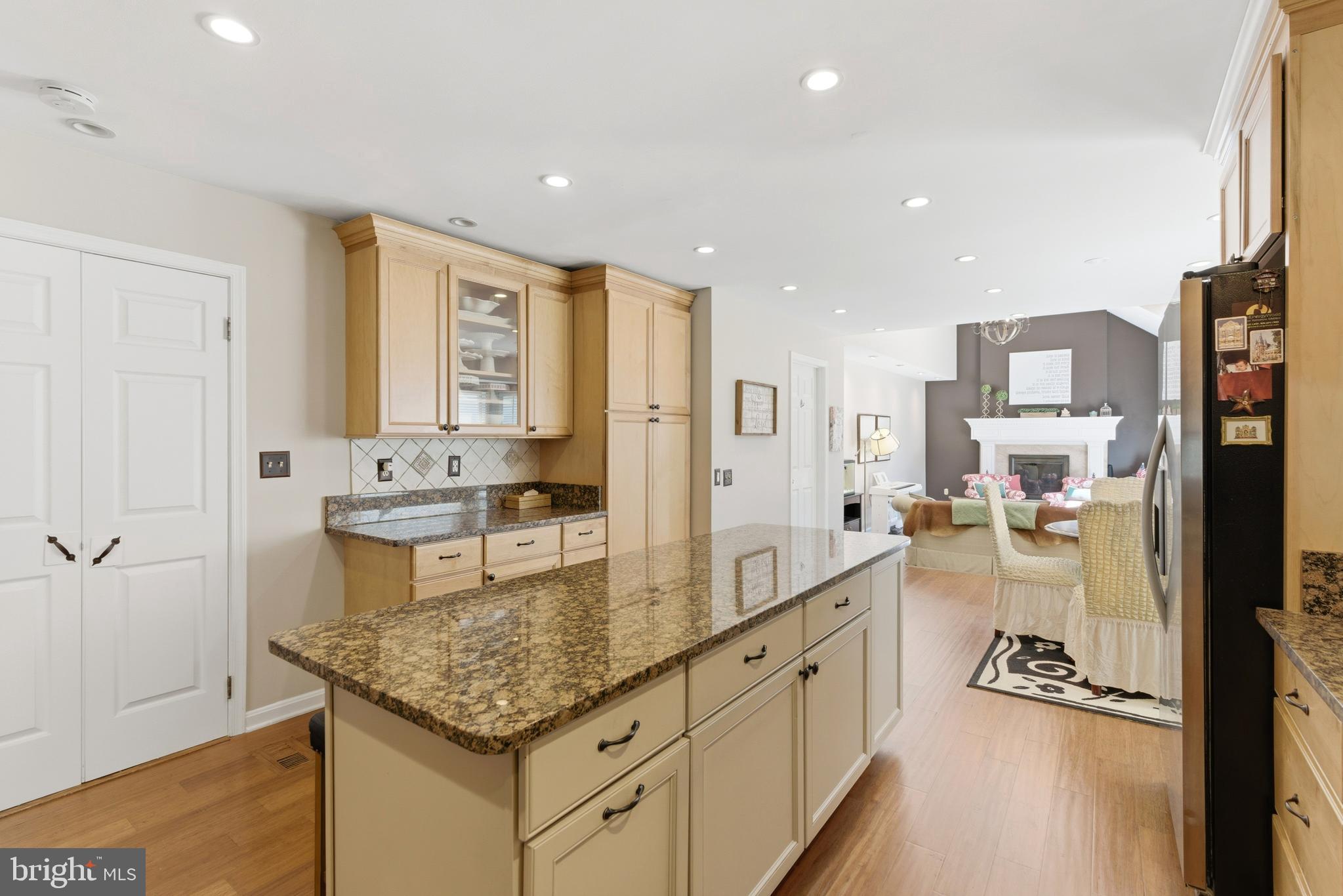 GUNNERS LAKE VILLAGE - Residential