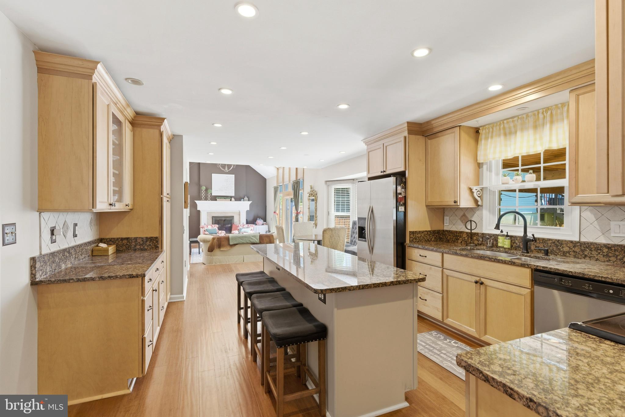 GUNNERS LAKE VILLAGE - Residential
