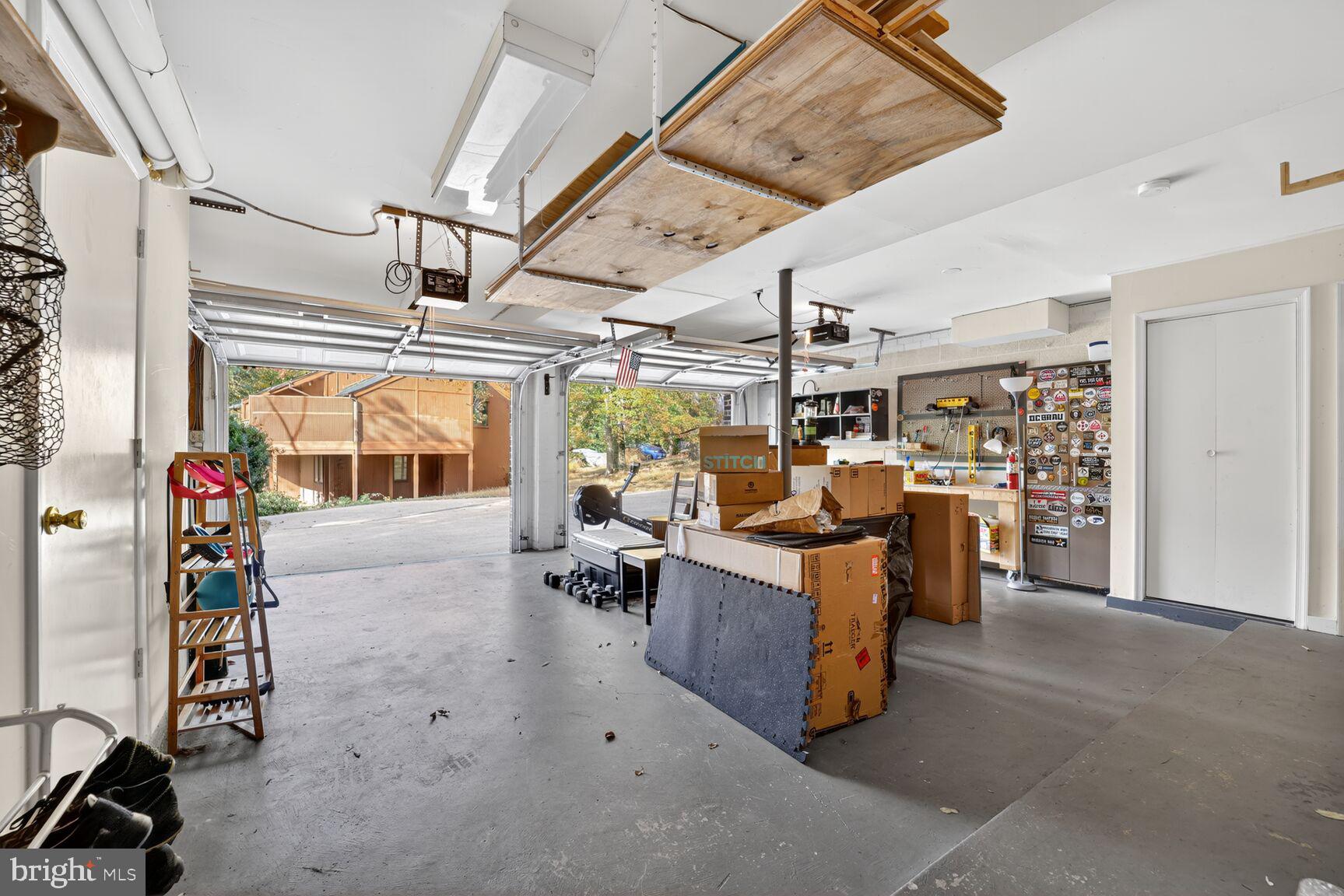 TANTALLON ON THE POTOMAC - Residential Lease