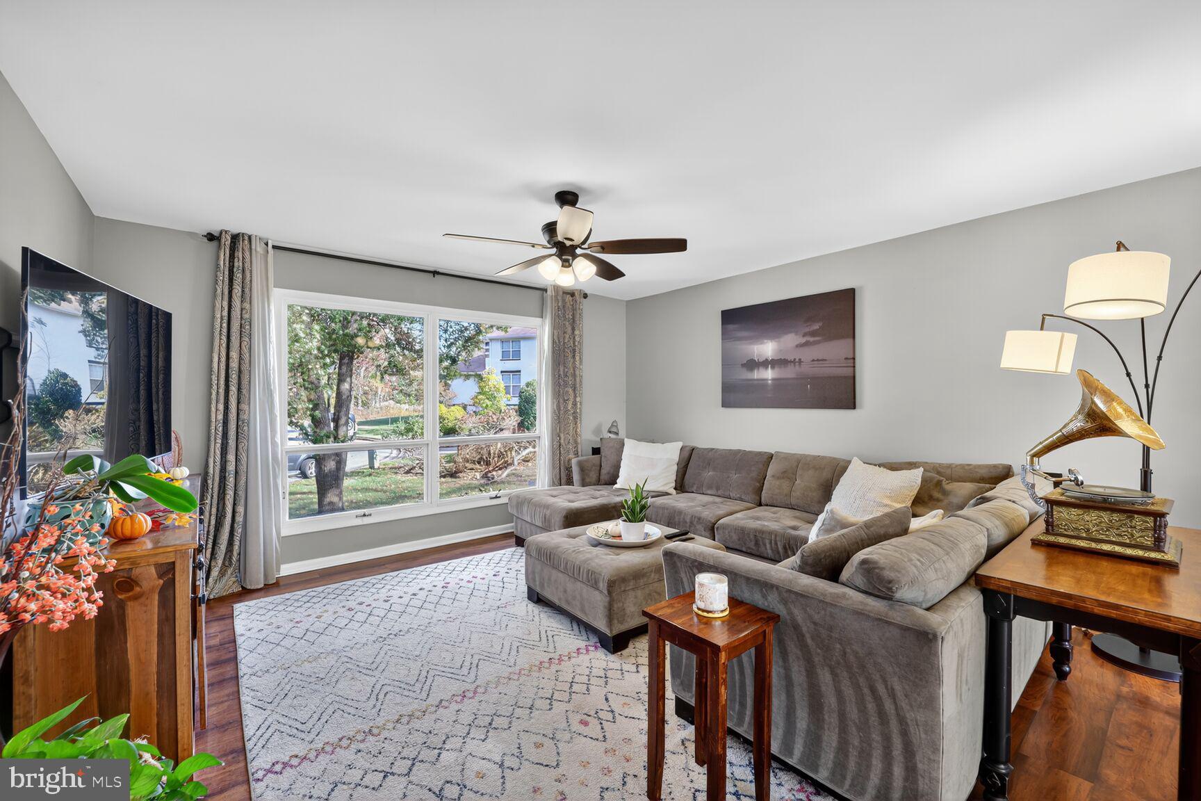 TANTALLON ON THE POTOMAC - Residential Lease