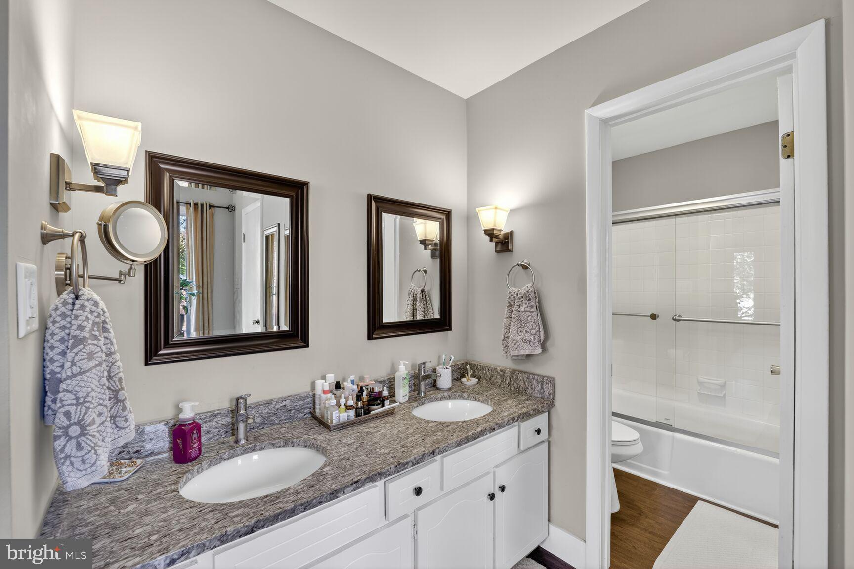 TANTALLON ON THE POTOMAC - Residential Lease