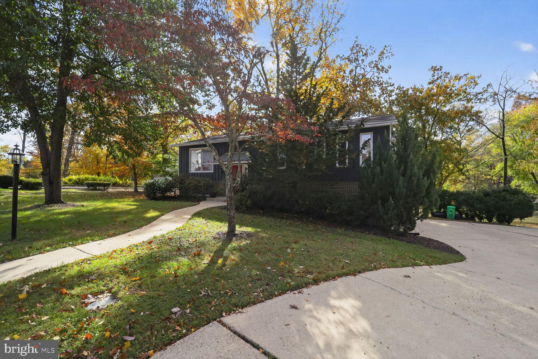 TANTALLON ON THE POTOMAC - Residential Lease