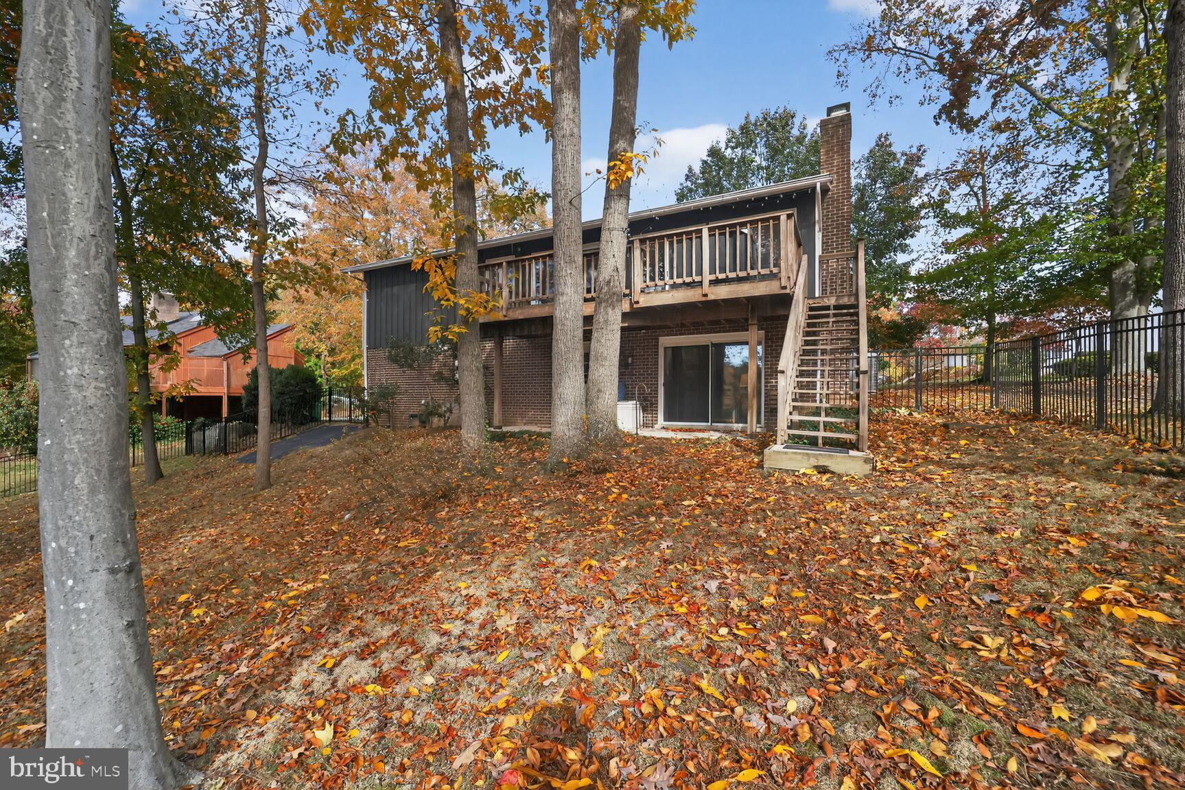 TANTALLON ON THE POTOMAC - Residential Lease