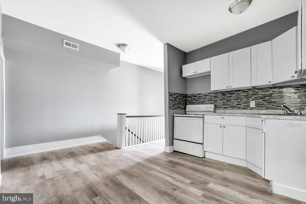 PHILADELPHIA (WEST) - Residential