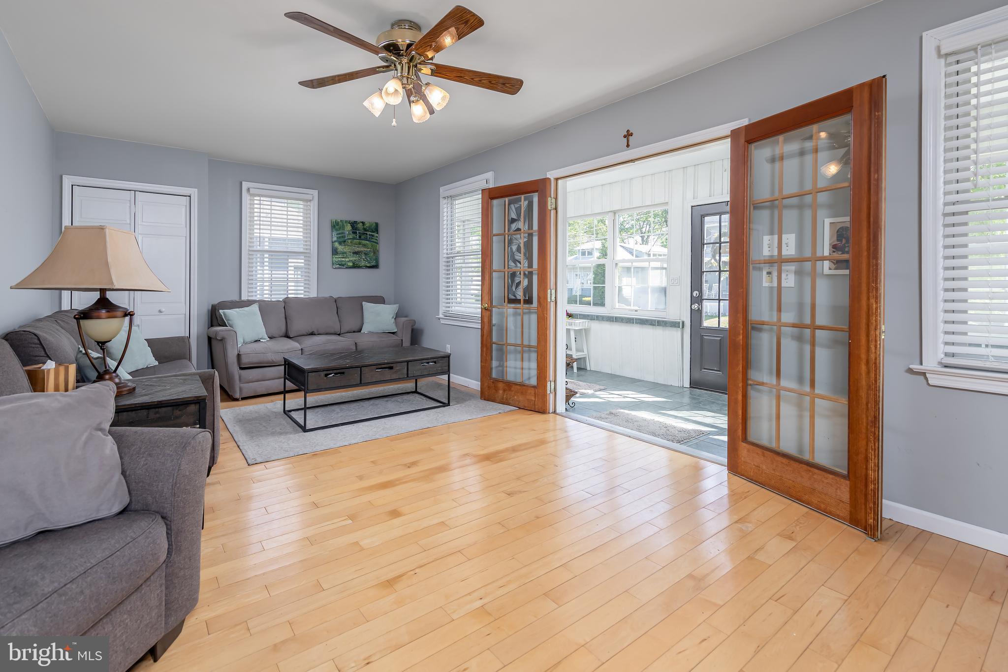 909 HIGHLAND BOULEVARD