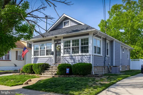 MLS: NJCD2116556